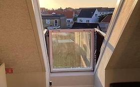 Laekker Ny Lejlighed Med Eget Badevaerelse